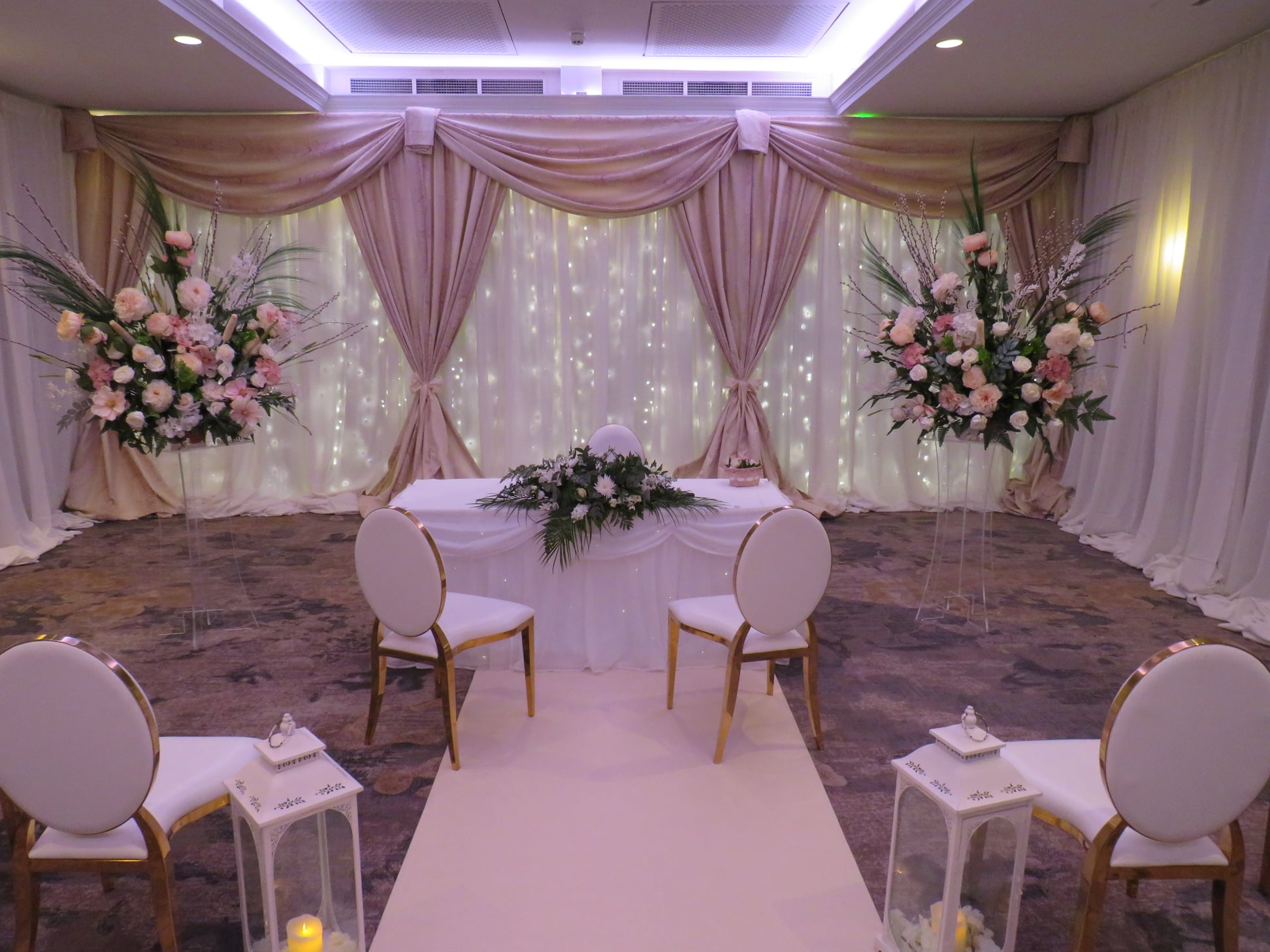 Civil-ceremony-decor